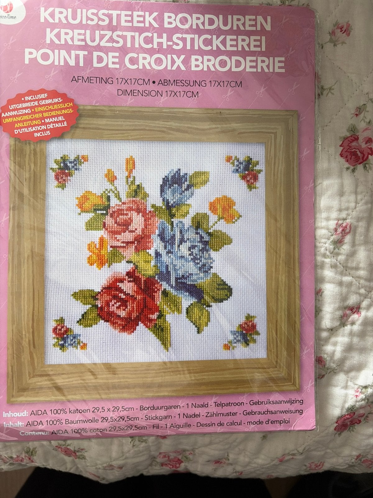 Kruissteek Borduurpakket Rozen 17x17cm Nieuw, Ophalen of Verzenden, Nieuw, Handborduren, Borduurpakket