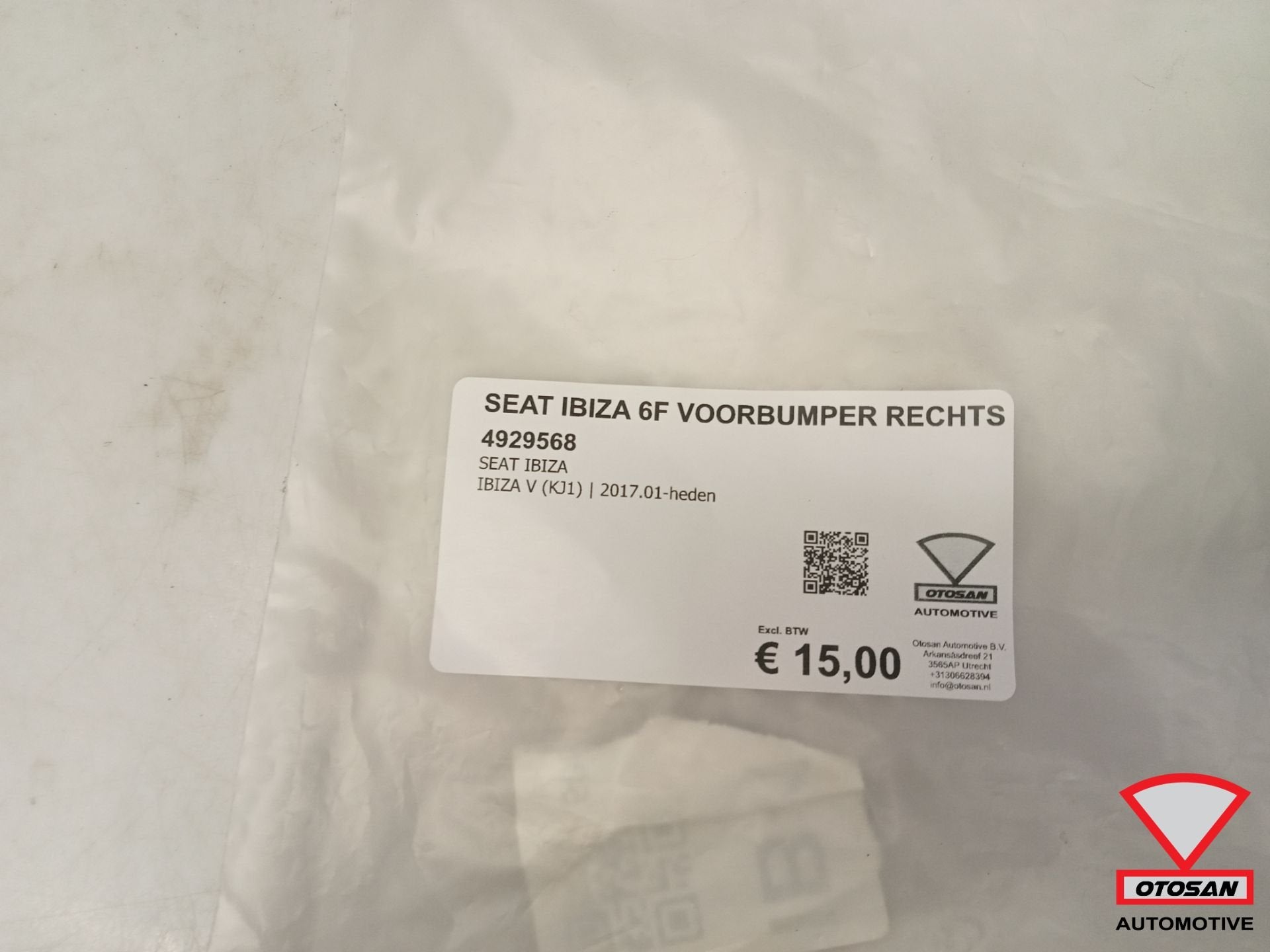 Seat Ibiza 6F 2017+ Voorbumper Steun Houder Rechts Nieuw, Nieuw, Ophalen of Verzenden, SEAT S.A., Bumper