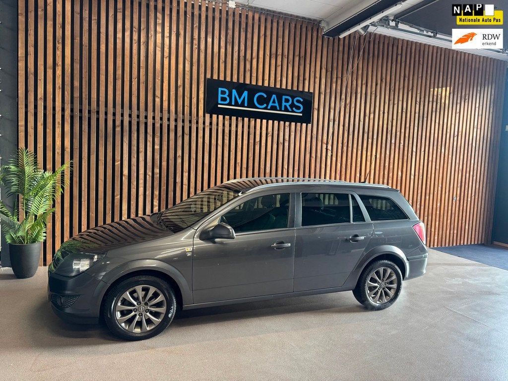 Opel Astra Wagon 1.6 111 years Edition Airco,Trekhaak,New AP, Voorwielaandrijving, 15 km/l, Gebruikt, 116 pk