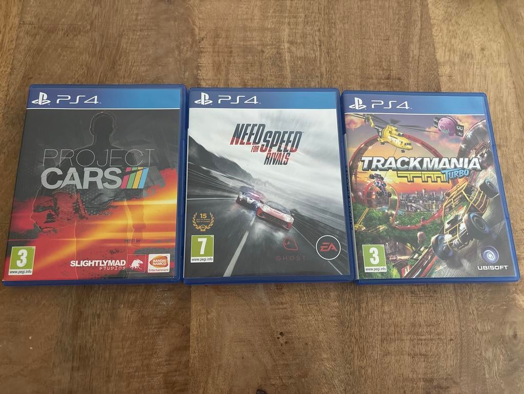 PS4 Race Game Bundel: Project Cars 3, NFS Rivals, Trackmania, Online, Gebruikt, 1 speler, Racen en Vliegen