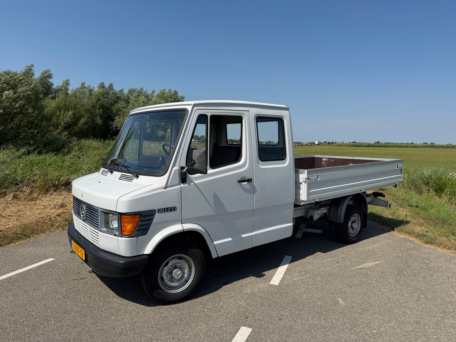 Mercedes-Benz TN 207D 1988, Auto's, 13 km/l, 4 cilinders, Wit, Mercedes-Benz