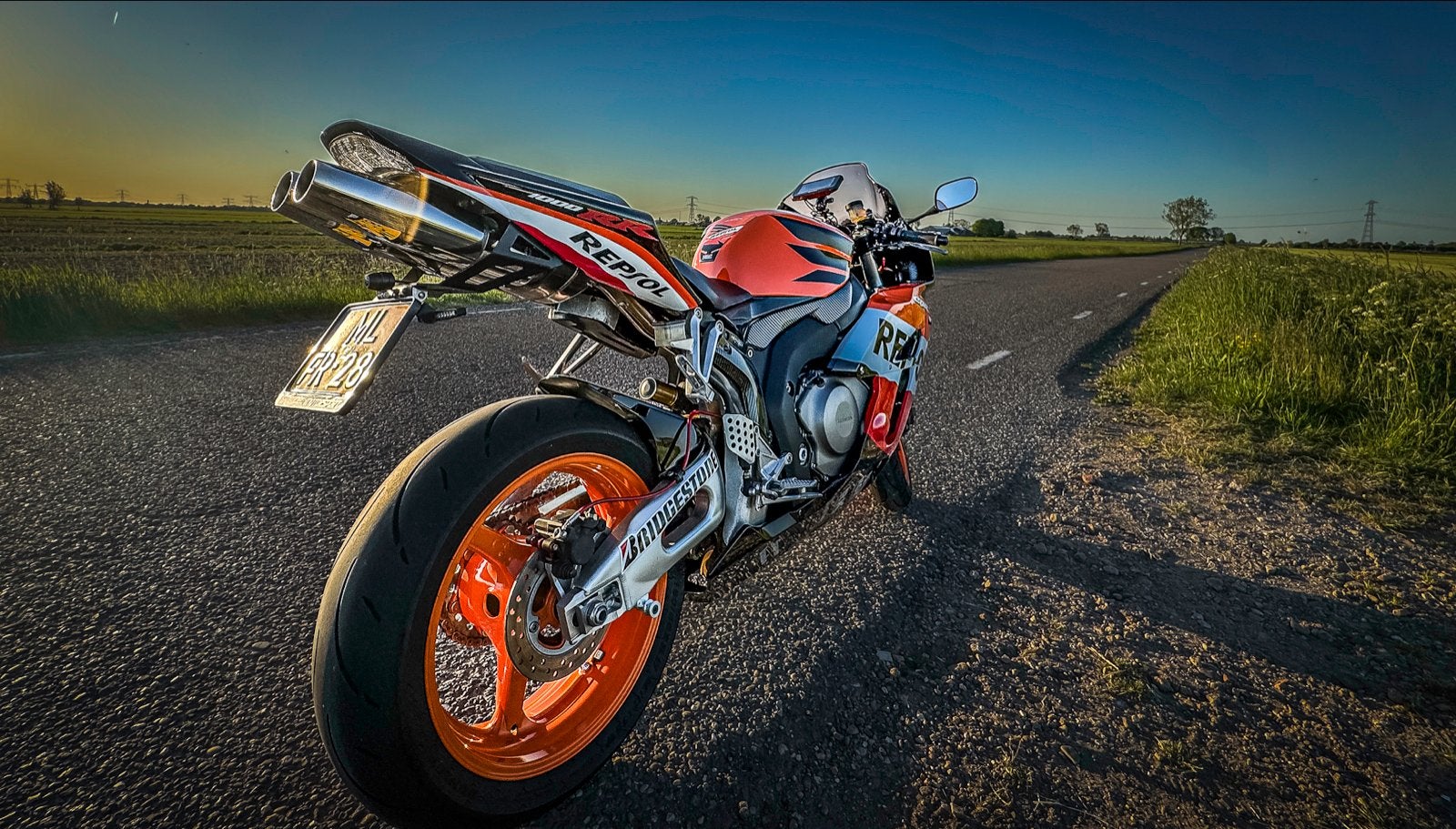 Honda CBR 1000 RR Fireblade Repsol Origineel NL motor, 4 cilinders, Motorrijbewijs A, Gebruikt, Particulier