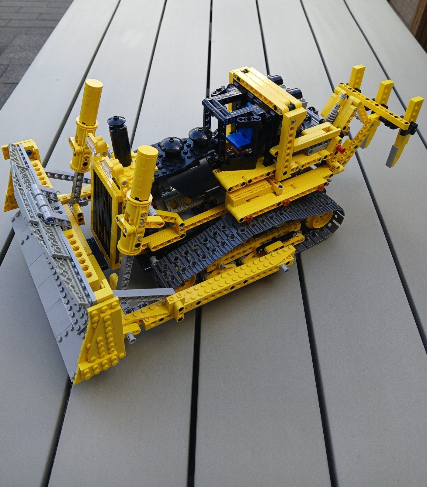 Lego Technic Bulldozer 8275 met afstandsbediening, Ophalen of Verzenden, Zo goed als nieuw, Overige merken