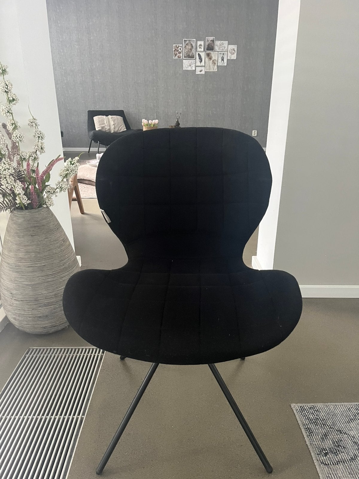 Zuiver eetkmr stoelen zwart en taupe eetkmr stoelen bouclé, Huis en Inrichting, Stoelen, Ophalen, Gebruikt, Zwart, Vijf, Zes of meer stoelen