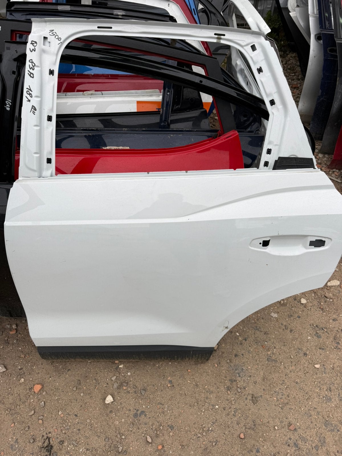 Audi Q3 83A Portier deur Links achter Normaal, Ophalen of Verzenden