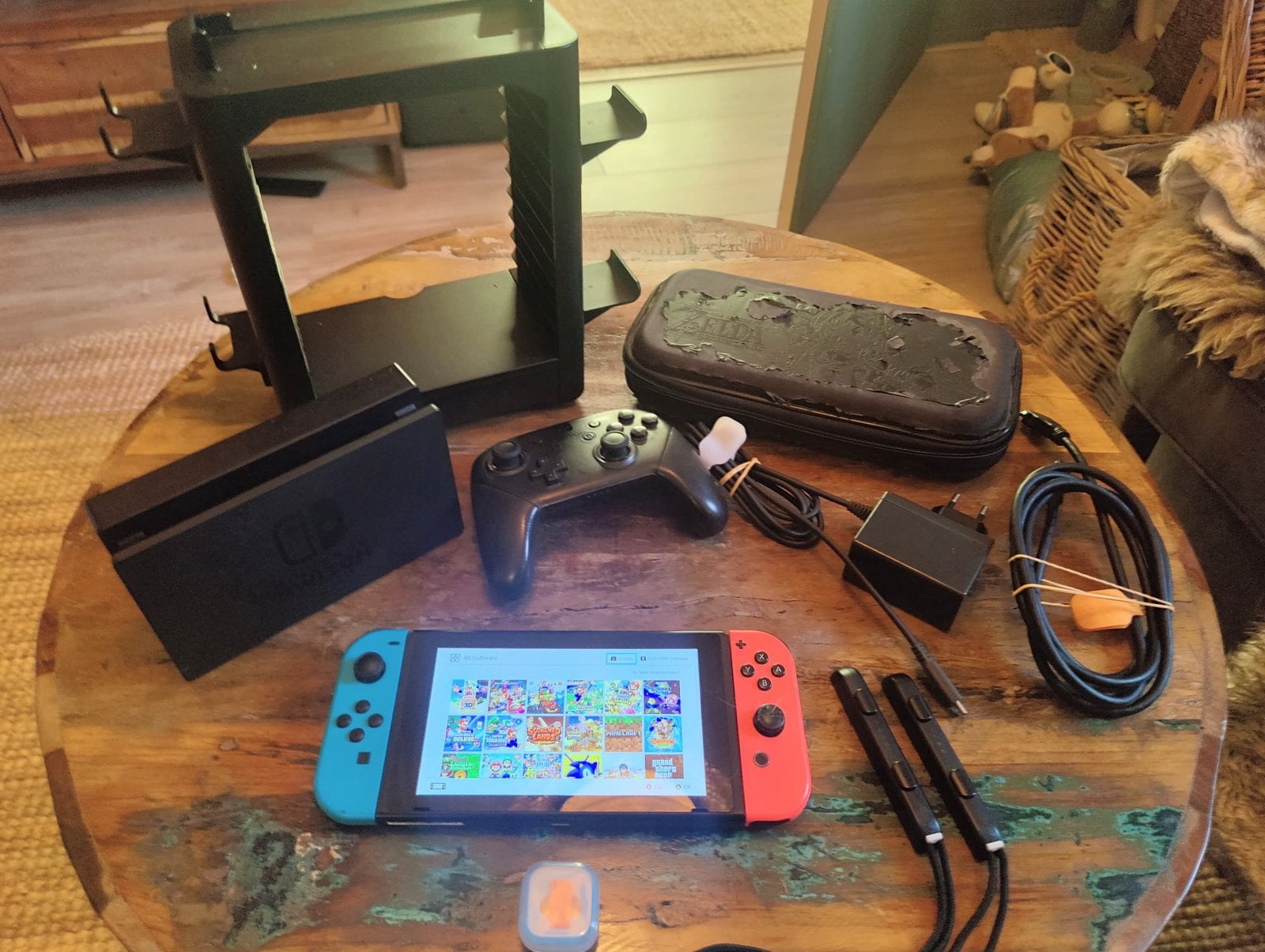 Switch Unpatched met veel games en accessoires, Ophalen, Zo goed als nieuw, Switch Original, Met games
