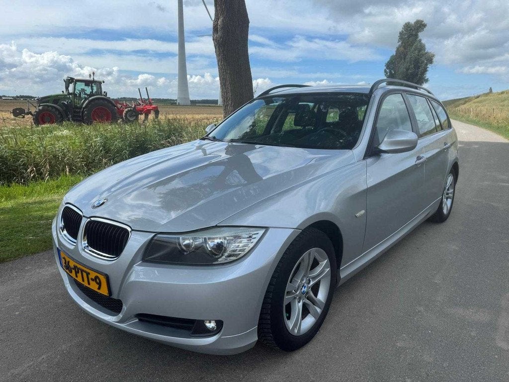 BMW 3-serie Touring 318i Business Line 36-PTT-9, Achterwielaandrijving, Origineel Nederlands, Handgeschakeld, 1405 kg