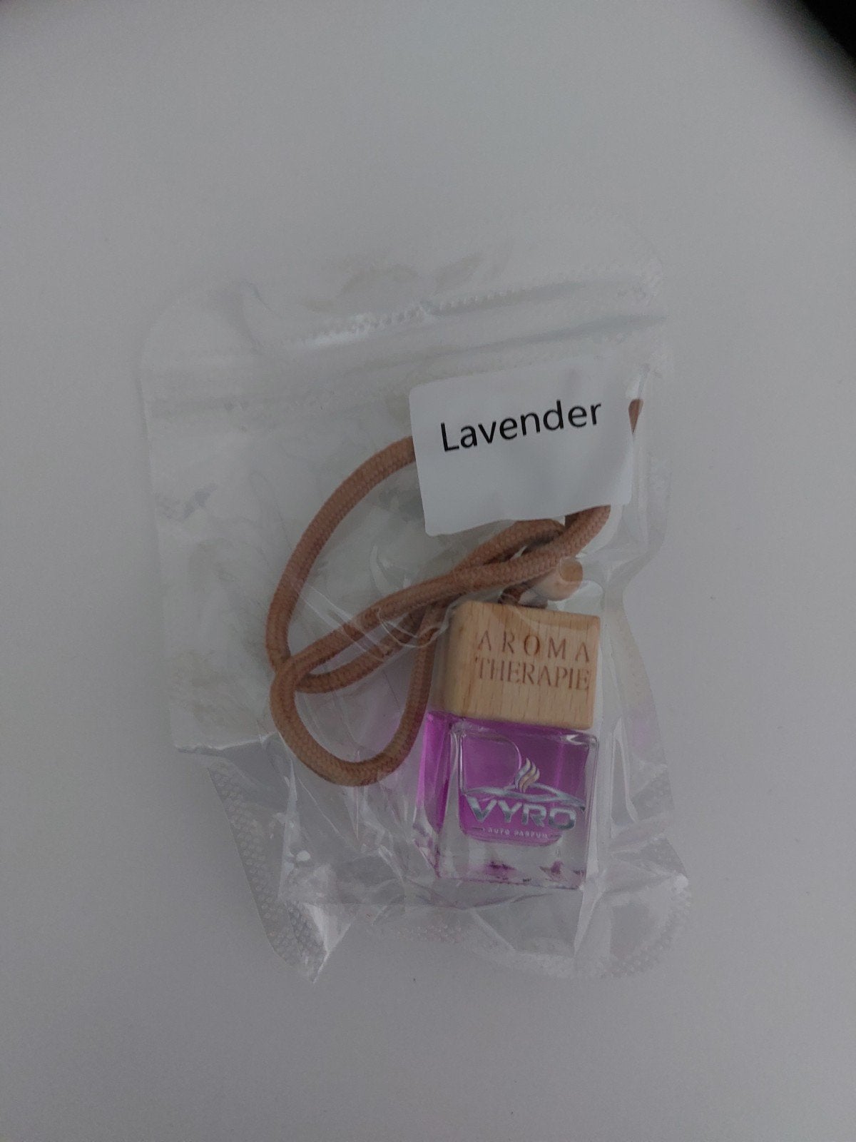 Vyro Auto Parfum Lavendel - Aroma Therapie Geurhanger, Auto diversen, Verzenden