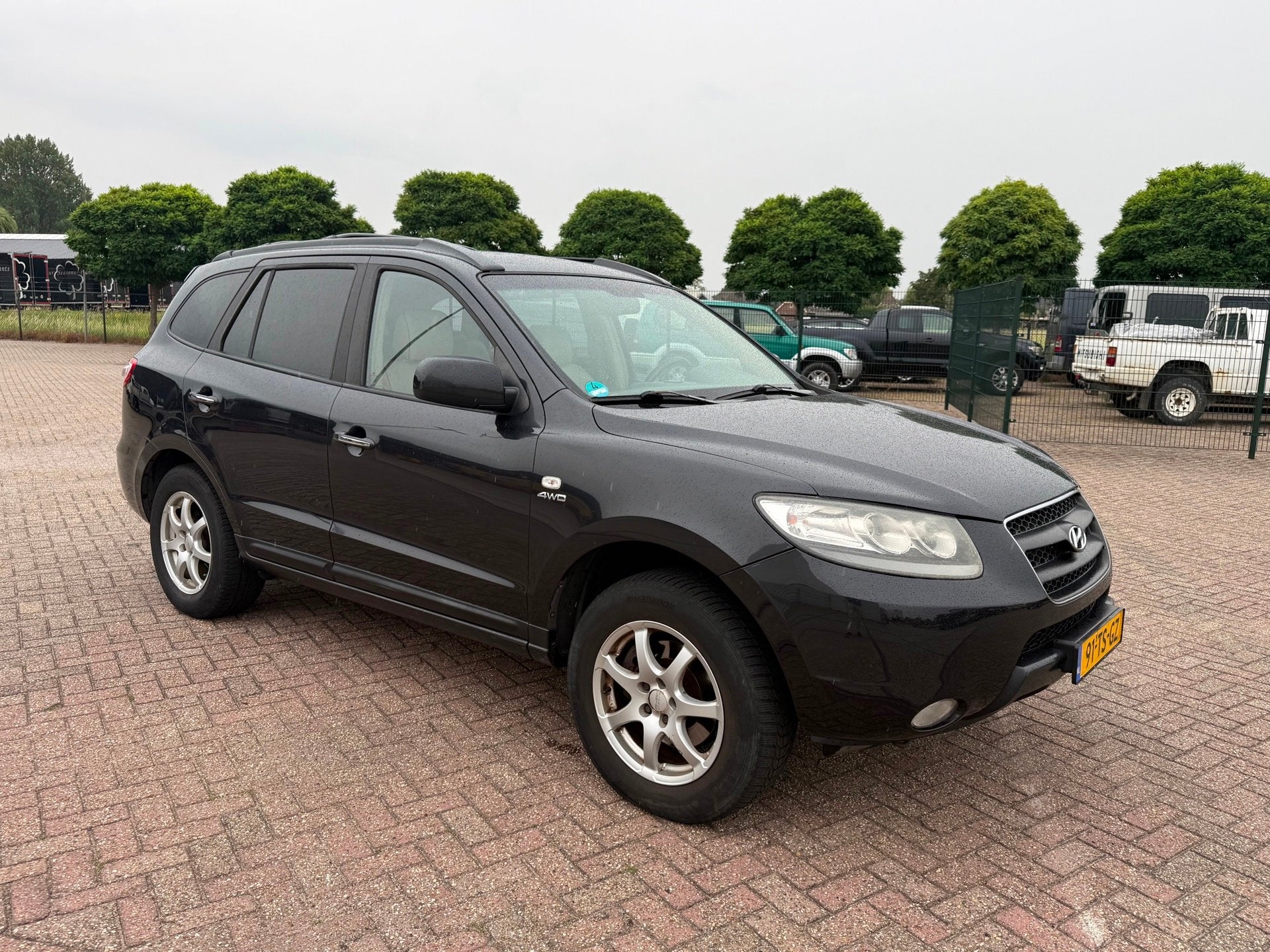 Hyundai Santa Fe 2.7i V6 4WD Style 7p. leder/airco vol optie, Auto's, Hyundai, Santa Fe, Gebruikt, 2000 kg, Zwart