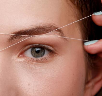 Epileren met touw, threading - Heerlen - Salon Pari, Sieraden, Tassen en Uiterlijk, Uiterlijk | Gezichtsverzorging, Ophalen, Nieuw