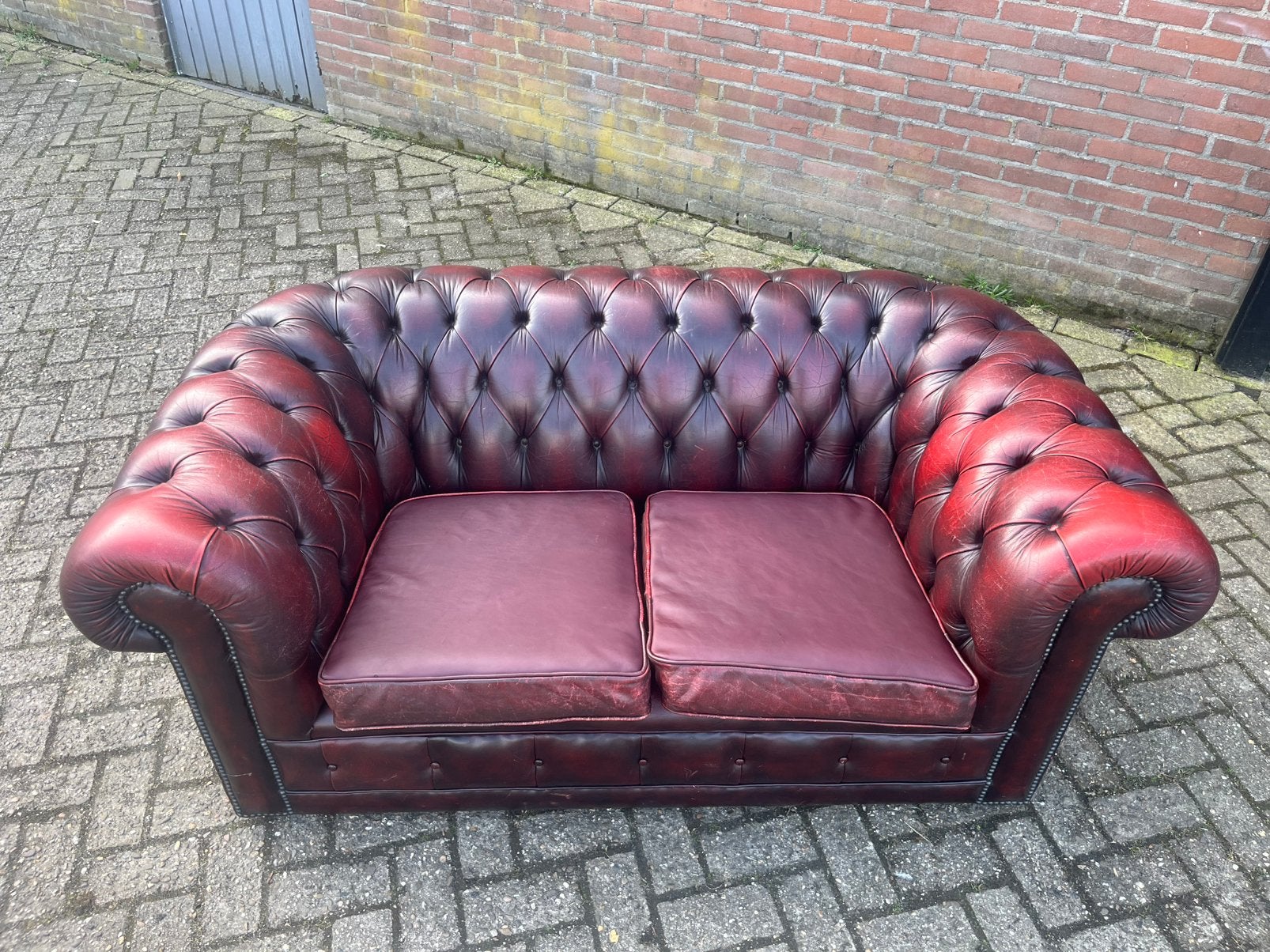 Chesterfield bank, Ophalen, Gebruikt, 150 tot 200 cm, Tweepersoons
