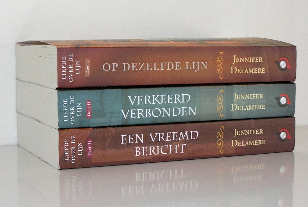 Jennifer Delamere - Liefde over de lijn (christelijke serie), Ophalen of Verzenden, Zo goed als nieuw