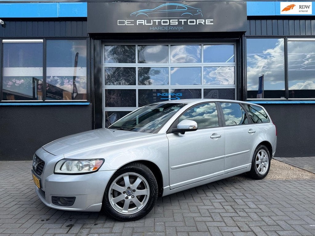 Volvo V50 1.6 D2 Momentum Airco Pdc Trekhaak Bliz Bluetooth, Auto's, Volvo, Bedrijf, Te koop, V50, ABS, Airbags, Airconditioning
