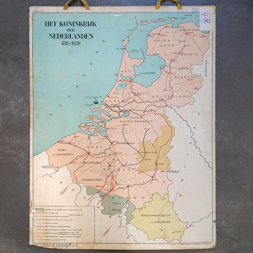 Wandkaart Het koninkrijk der Nederlanden 1815-1839, Antiek en Kunst, Antiek | Schoolplaten, Ophalen, Geschiedenis
