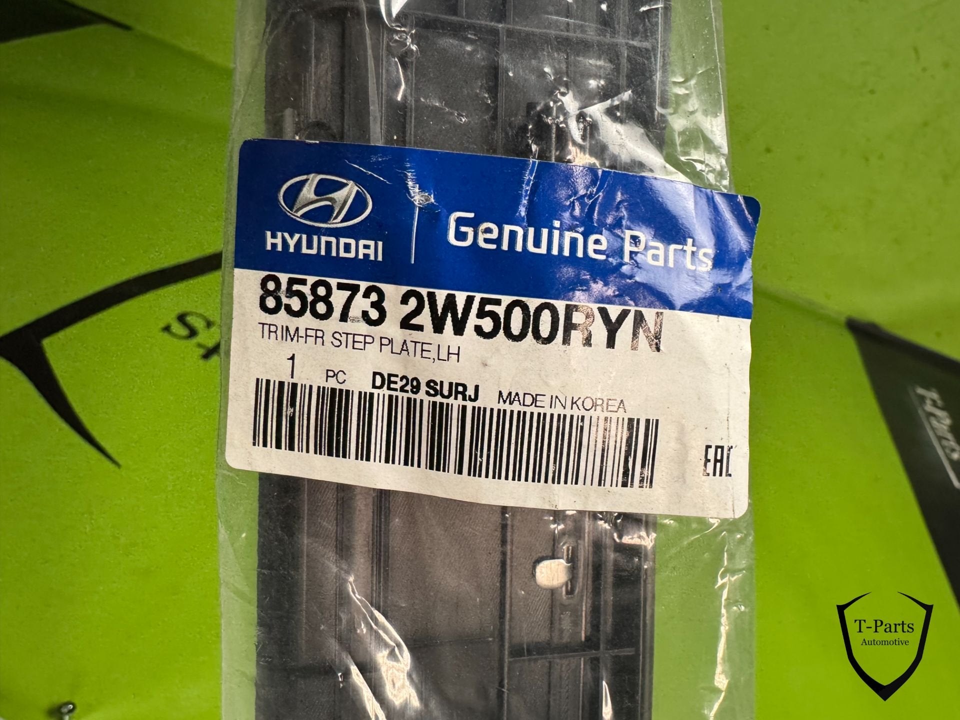 hyundai santaFE FE doperl lijst 858732W500RYN, Gebruikt, Heolleung-ro 12
06797  Seoul, Ophalen of Verzenden, Info@hyundai.com