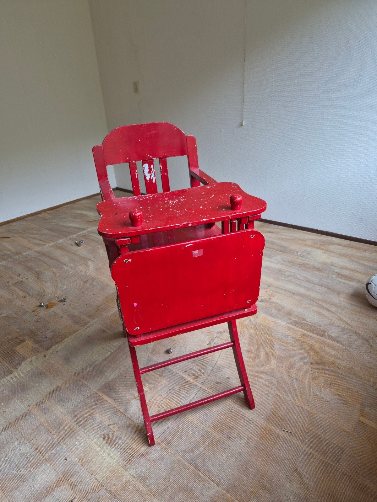 Vintage rode kinderstoel, inklapbaar, Kinderen en Baby's, Ophalen, Gebruikt, Inklapstoel