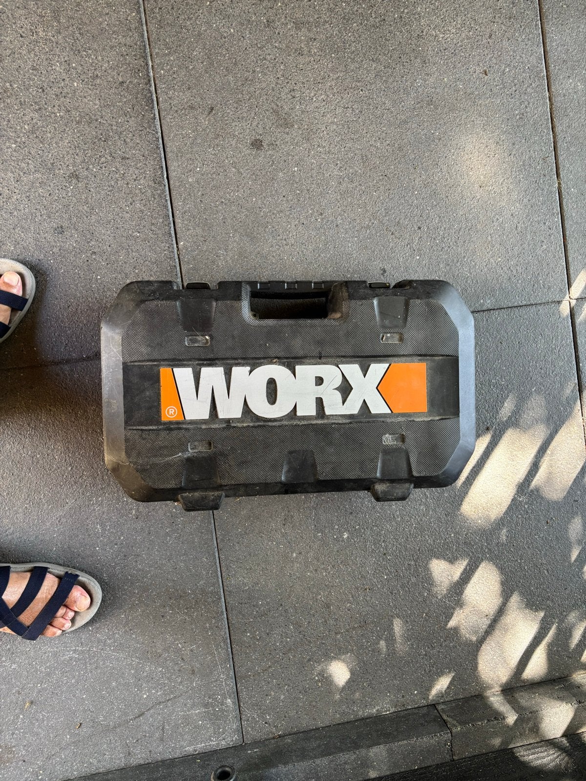 Worx Cirkelzaag met Laserguide en Koffer, Doe-het-zelf en Verbouw, Gereedschap | Zaagmachines, Ophalen, Gebruikt, Cirkelzaag, 600 tot 1200 watt
