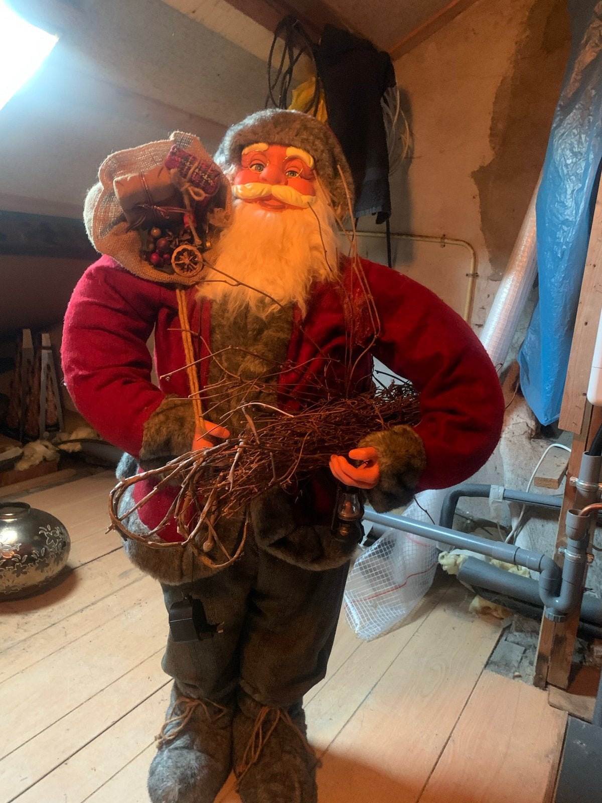 Grote kerstman, Ophalen