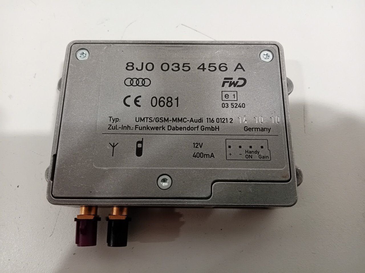 Antenne versterker Audi RS5, Ophalen of Verzenden, Van der Ven Autorecycling B.V., Onderdelen@venauto.nl, Ettenseweg 76, 4706 PB Roosendaal, The Netherlands