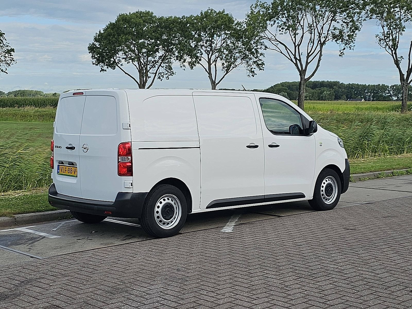 OPEL VIVARO 1.5 cdti 102 m 20 dkm.!, Gebruikt, Euro 6, Wit, 102 pk