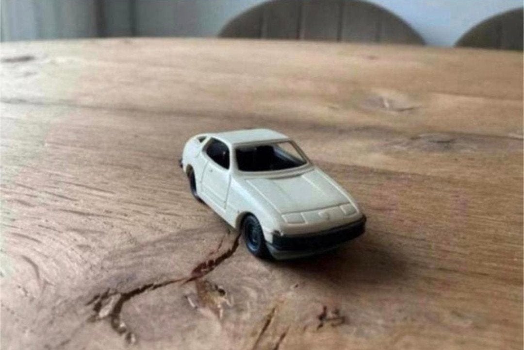 Wiking Porsche 924 – West Germany – schaal 1:87 (H0), Ophalen of Verzenden, Zo goed als nieuw, Auto, Wiking