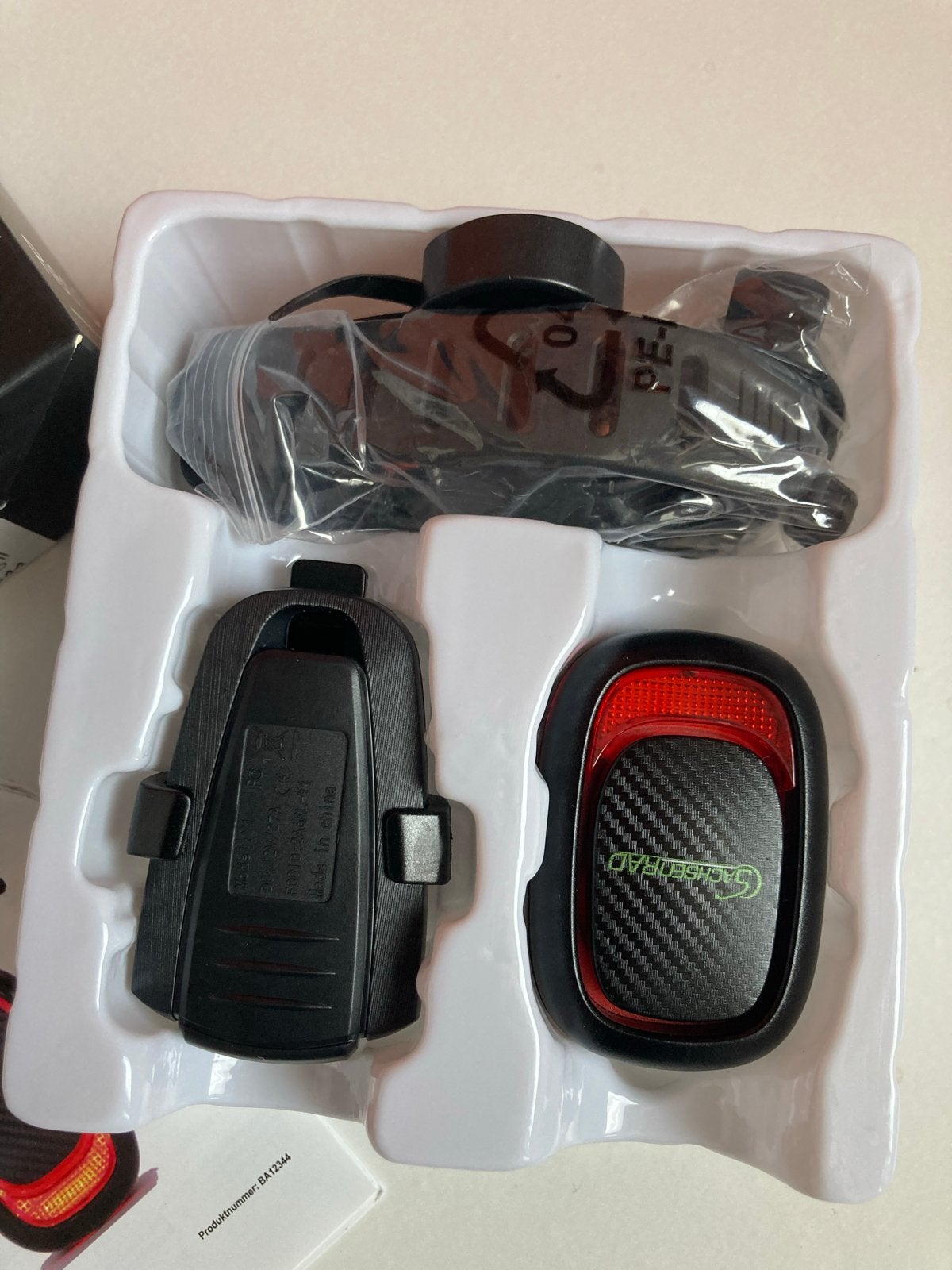 USB oplaadbaar fietsachterlicht met diefstalalarm 110 dB, Fietsen en Brommers, Achterlicht, Ophalen of Verzenden, Accu, Oplaadbaar