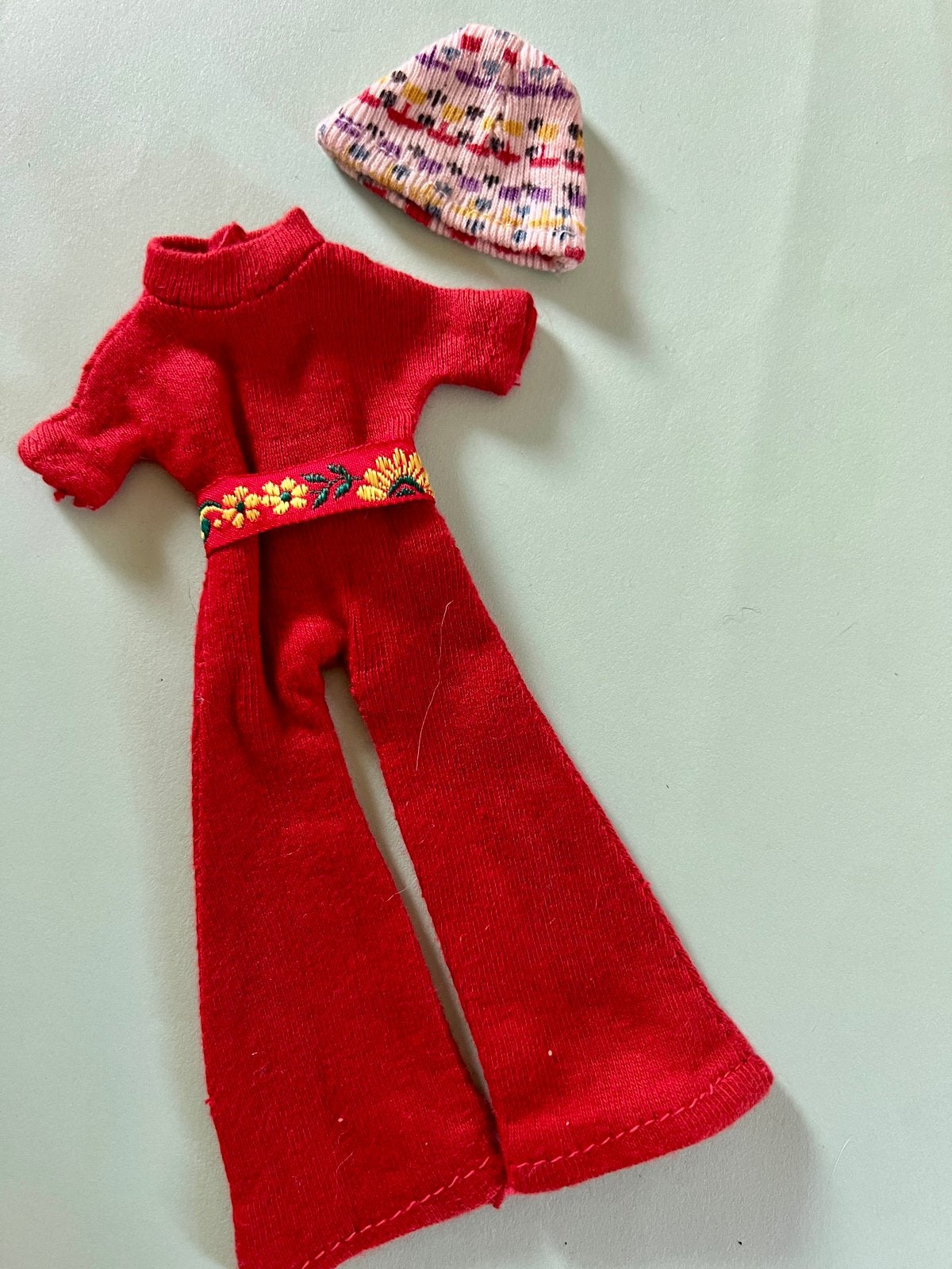 Vintage broekpak voor Barbie disco girls (of daisy ea), Verzamelen, Ophalen of Verzenden, Zo goed als nieuw, Kleertjes