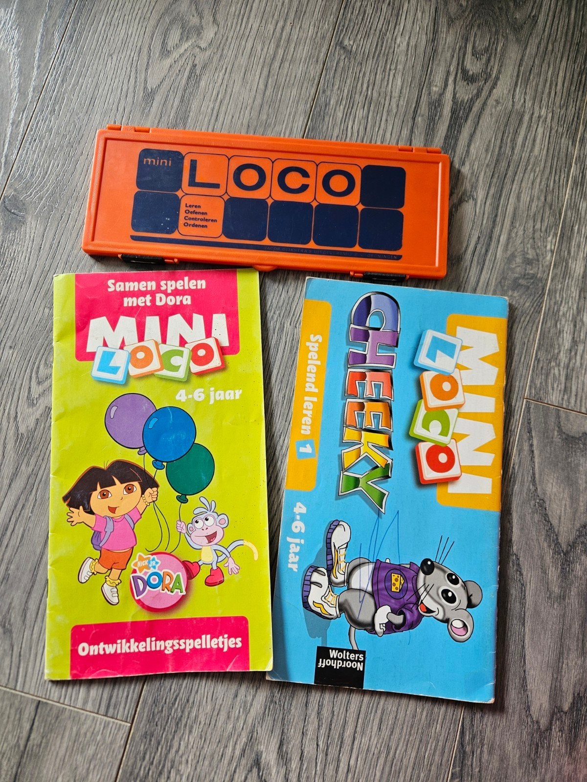 Mini Loco set met Dora en Cheeky boeken, Ophalen of Verzenden, Gebruikt, Taal en Lezen