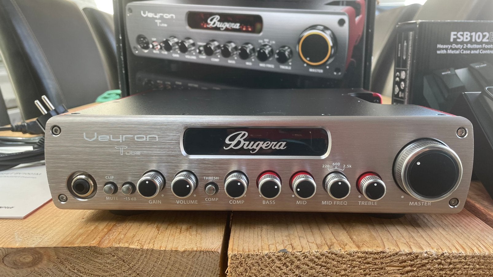 Bugera Veyron Tube, Ophalen, Zo goed als nieuw, Basgitaar, 100 watt of meer