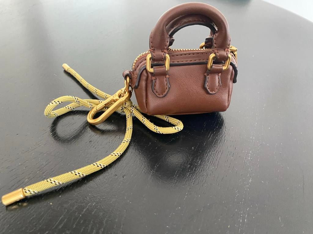 Zara Tassenhanger - Bruin Mini Tasje Sleutelhanger, Sieraden, Tassen en Uiterlijk, Tassen | Damestassen, Ophalen of Verzenden