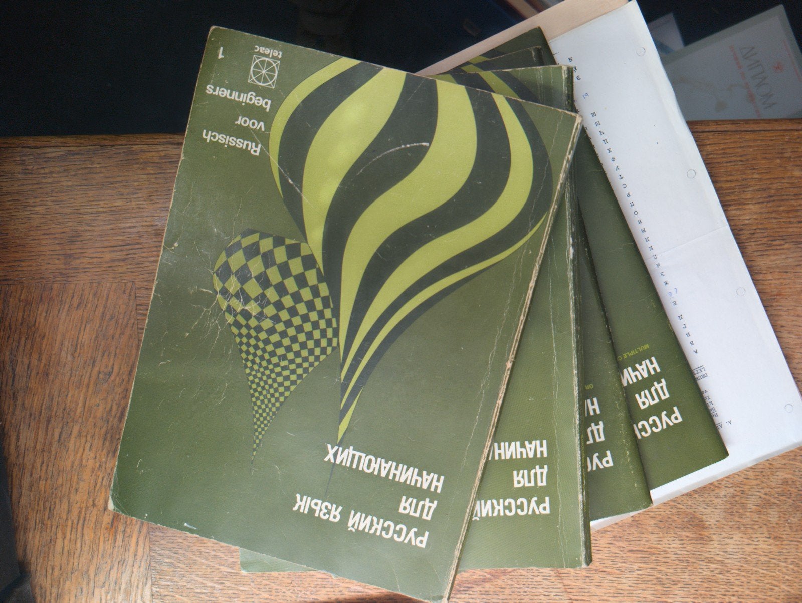 Teleac cursussen Russisch, Boeken, Studieboeken en Cursussen, Ophalen of Verzenden, Alpha, Zo goed als nieuw