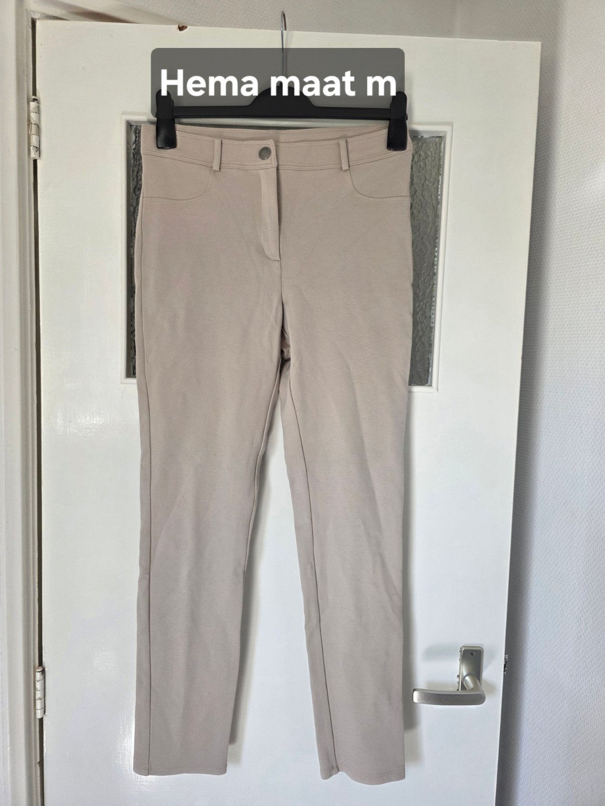 Hema Beige Broek Maat M - Comfortabel en Stijlvol, Maat 38/40 (M), Beige, Ophalen of Verzenden, Lang