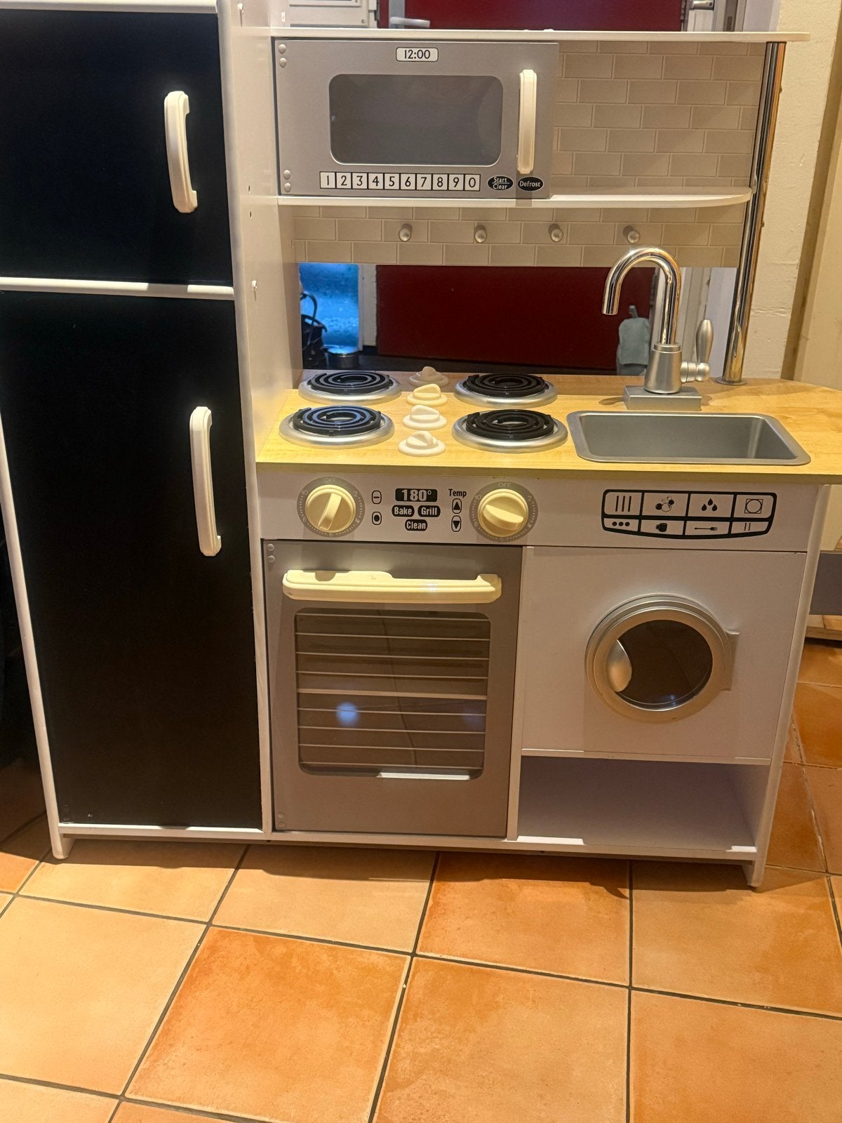 Een stevig keukentje met krijtbord,en veel accessoires., Ophalen, Zo goed als nieuw, Ontdekken