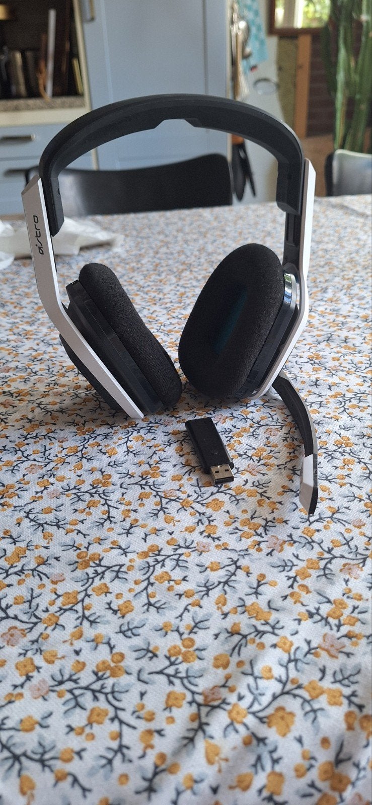 Astro A20 draadloos koptelefoon, Computers en Software, Headsets, Ophalen, Gaming headset, Zo goed als nieuw, Astro