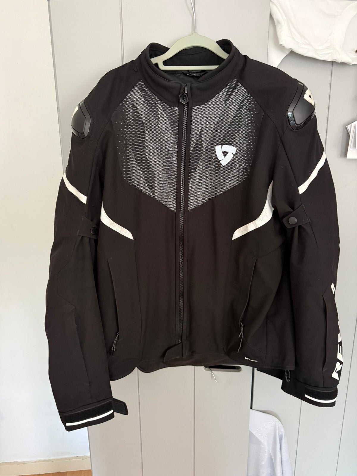 Rev’it hyperspeed 2 H2O motorjas XL / L + rugprotector, Motoren, Kleding | Motorkleding, Ophalen of Verzenden, Tweedehands, Heren