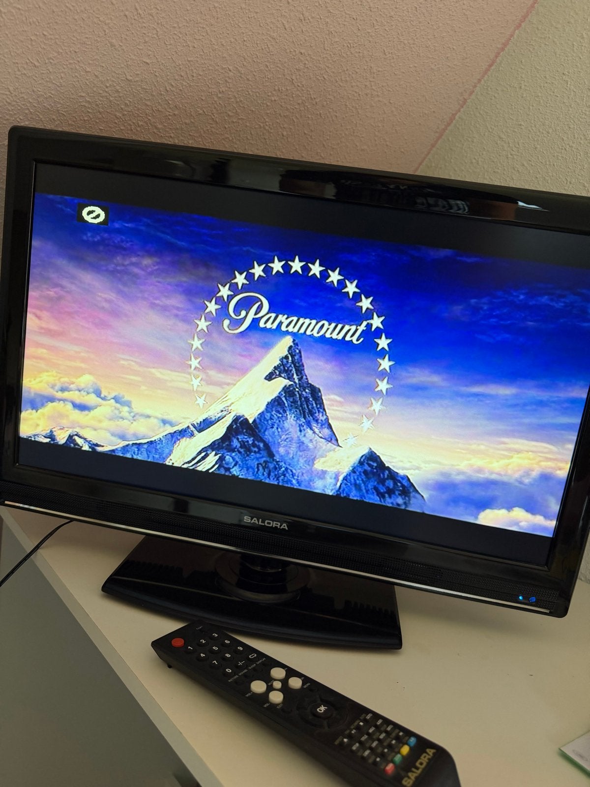 Salora 22 inch LED TV met ingebouwde DVD-speler, Overige merken, Ophalen of Verzenden, 40 tot 60 cm, Gebruikt