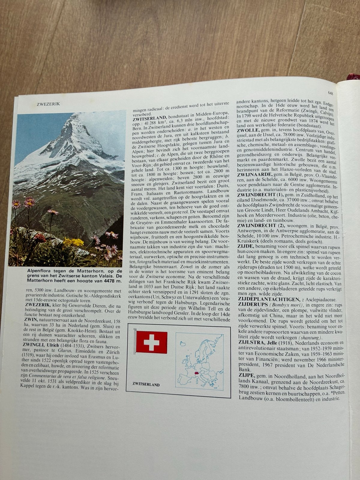 Moderne Nederlandse Encyclopedie - Tirion B.V. (1975), Boeken, Encyclopedieën, Ophalen of Verzenden, Gelezen, Algemeen, Los deel