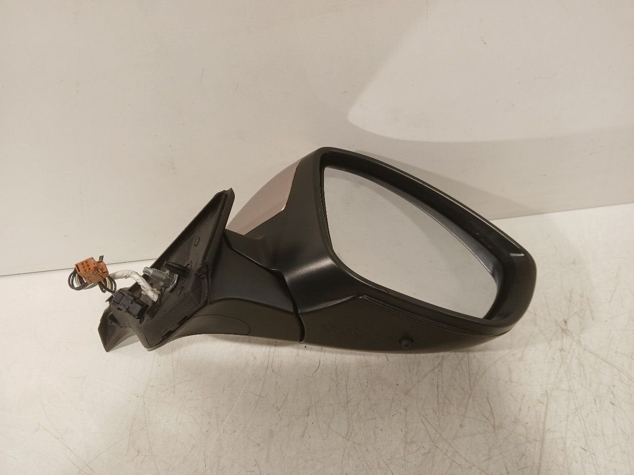Spiegel buiten rechts elektrisch Peugeot 208, Onderdelen@venauto.nl, Van der Ven Autorecycling B.V., Gebruikt, Ettenseweg 76, 4706 PB Roosendaal, The Netherlands