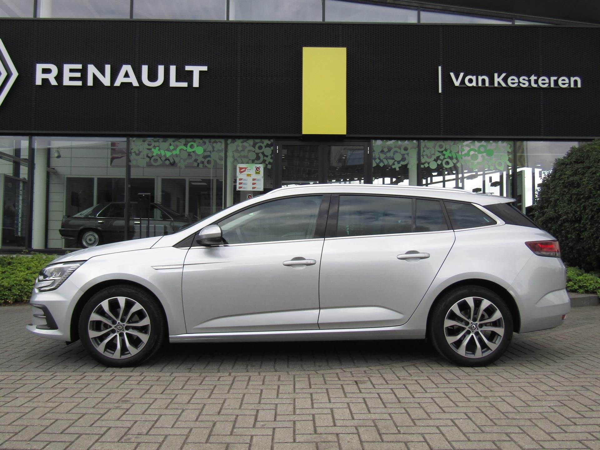 RENAULT Mégane Estate 1.3 TCe 140pk GPF Techno / Trekhaak /, Auto's, Keurmerk '100% Onderhouden', Gebruikt, 4 cilinders, 1290 kg