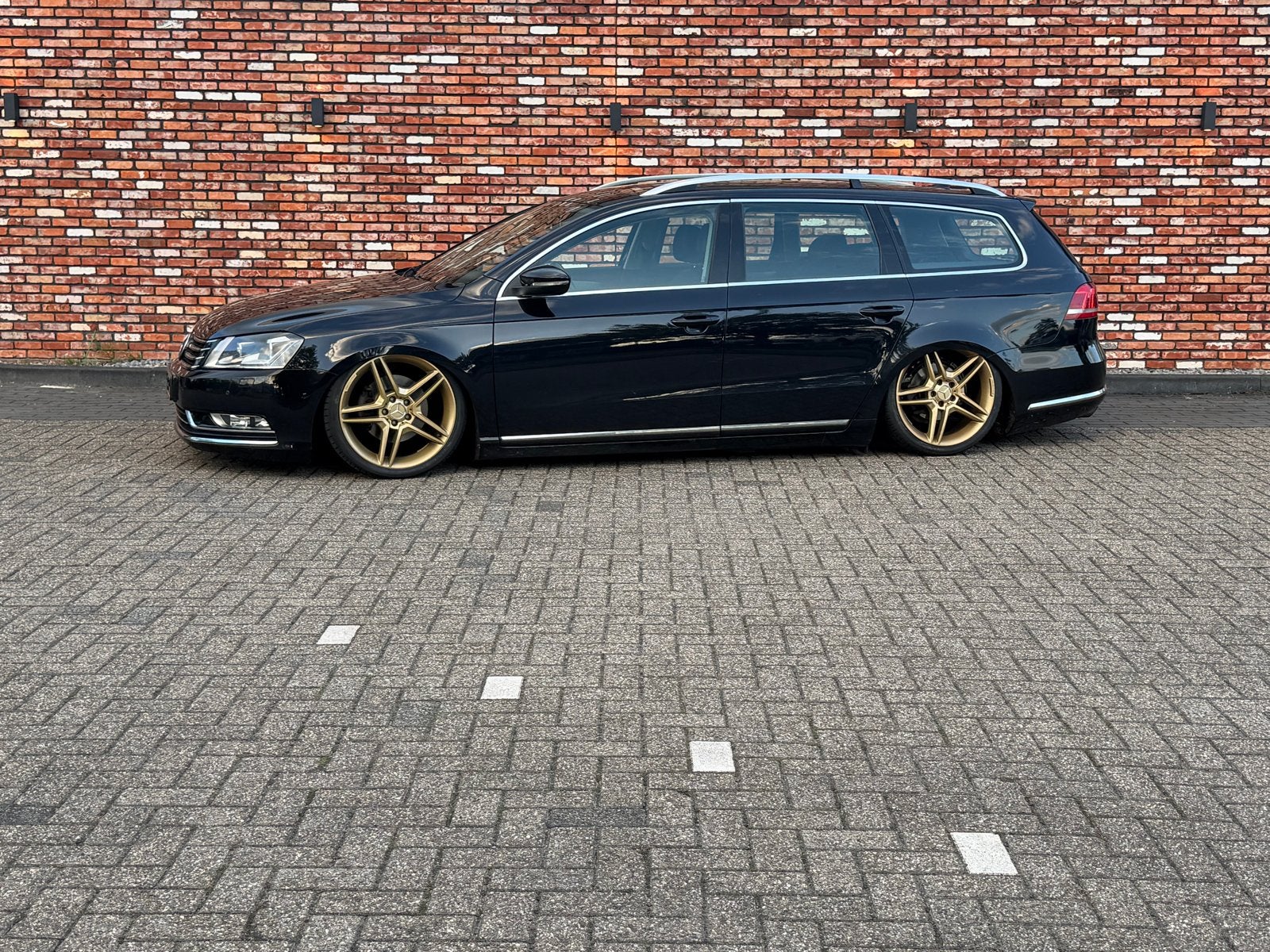 Volkswagen Passat met Airride 19 inch liefhebbers auto, Automaat, Achterwielaandrijving, Zwart, 4 cilinders
