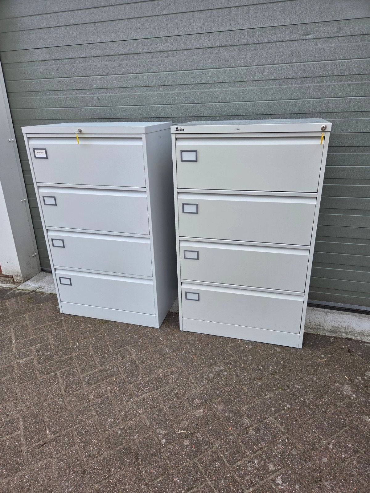 Ladekast / gereedschapkast gelagerd! 2 beschikbaar, 100 tot 150 cm, Zo goed als nieuw, Industriestraat 5, Metaal