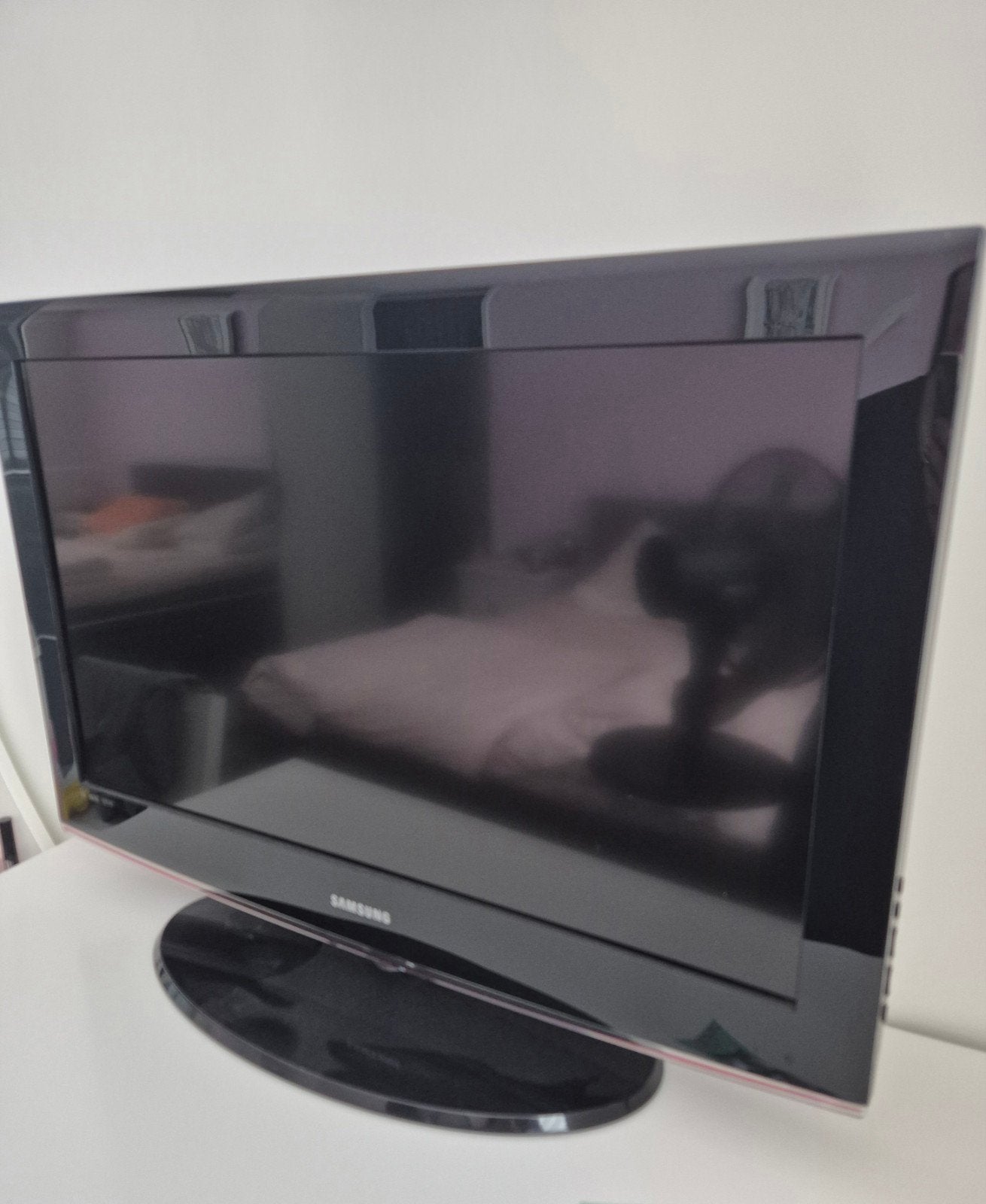 Samsung LCD TV 32 inch onbeschadigd, Audio, Tv en Foto, Televisies, Ophalen, 50 Hz, Zo goed als nieuw, Samsung