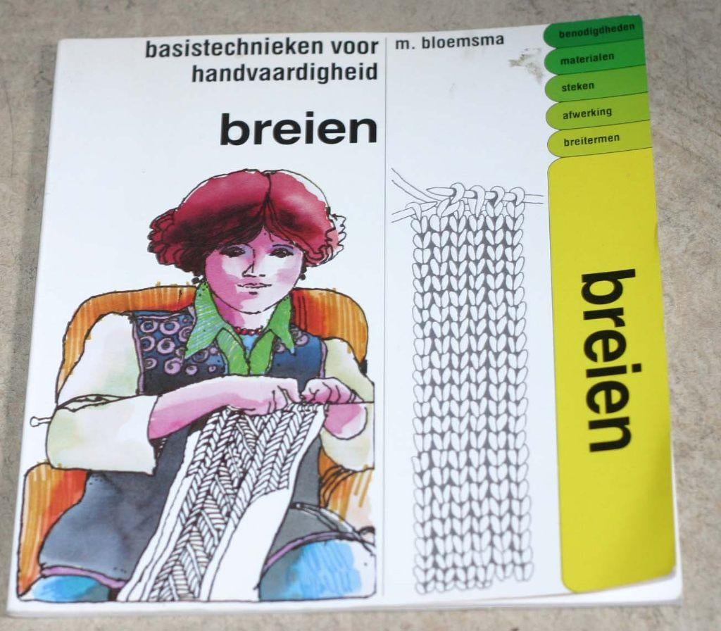 Basistechnieken Breien - Bloemsma - 5376, Ophalen of Verzenden, Zo goed als nieuw, Breien en Haken