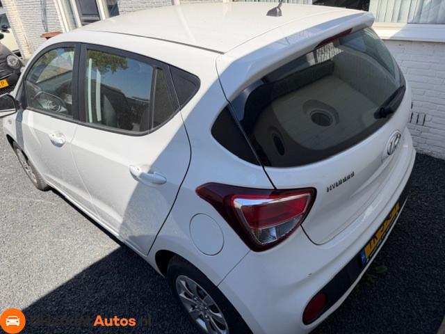 Hyundai I10 1.0i Comfort, Auto's, Hyundai, Voorwielaandrijving, Gebruikt, 4 stoelen, Wit