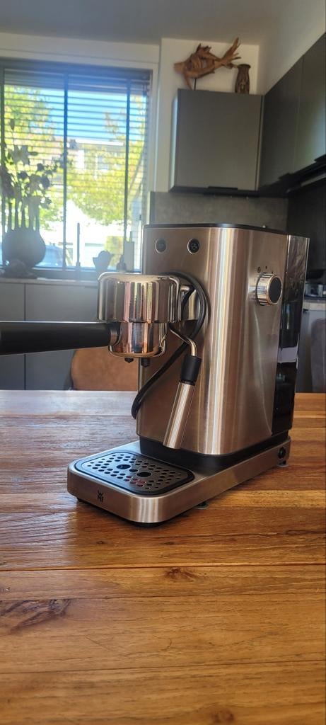 WMF Espresso apparaat met melkschuimer en accessoires, Stoompijpje, Gebruikt, Espresso apparaat, Gemalen koffie