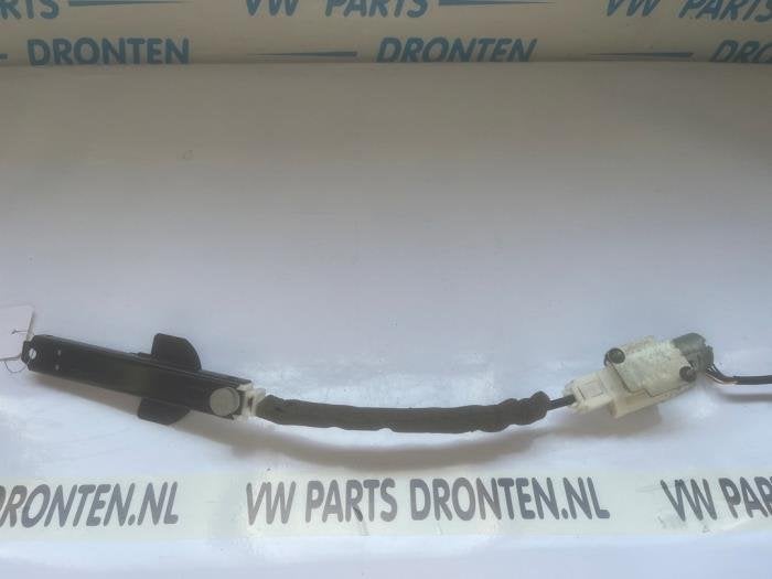Gordelaangever rechts van een Audi A8, Auto-onderdelen, Interieur en Bekleding, Gebruikt, -, Verzenden, -
