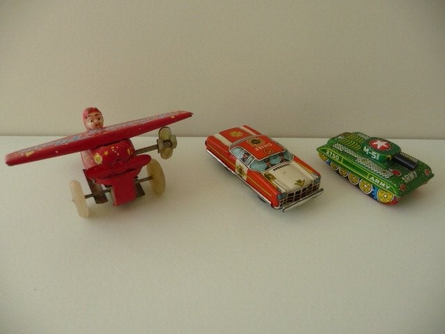 3 oud blikken speelgoed TANK, VLIEGTUIG en CHIEF CAR, Antiek en Kunst, Ophalen of Verzenden
