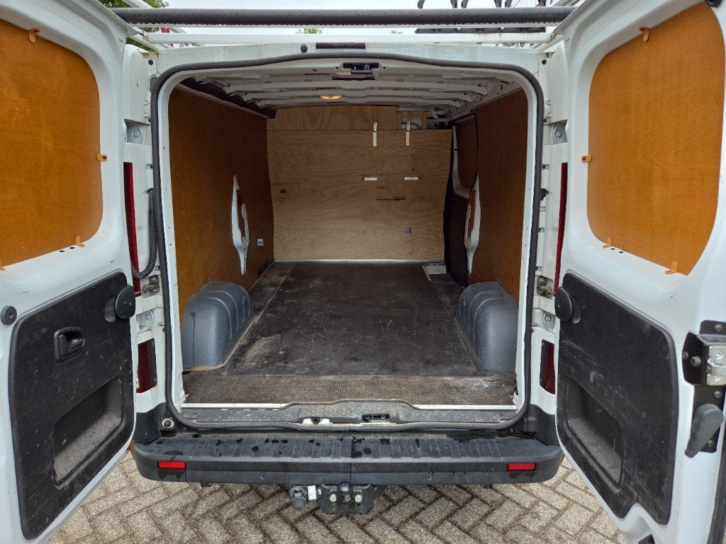 Renault Trafic 2.0 dCi 150pk L2 H1 Automaat Work Edition, Auto's, Stof, Gebruikt, Euro 6, 4 cilinders