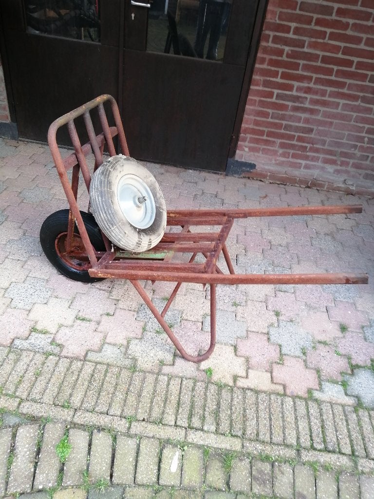 steenkruiwagen, Ophalen