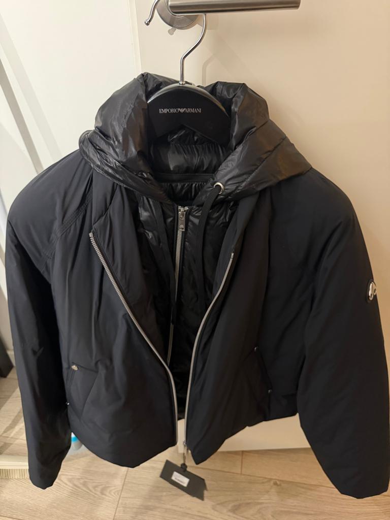 Moose Knuckles Tegan Down Bomber Jacket Zwart, Kleding | Dames, Jassen | Winter, Ophalen of Verzenden, Nieuw, Maat 38/40 (M), Zwart